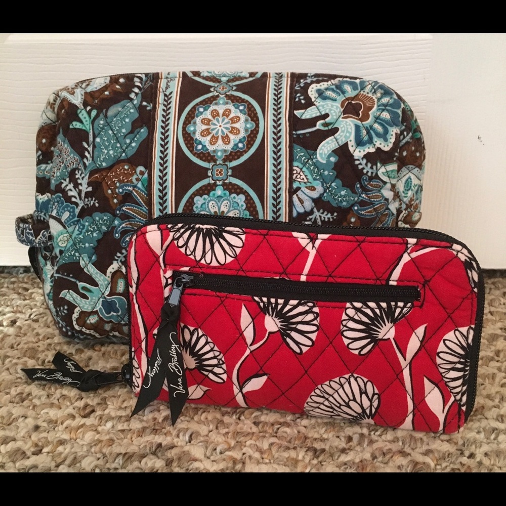 Vera Bradley quality fabric purse and make up bag